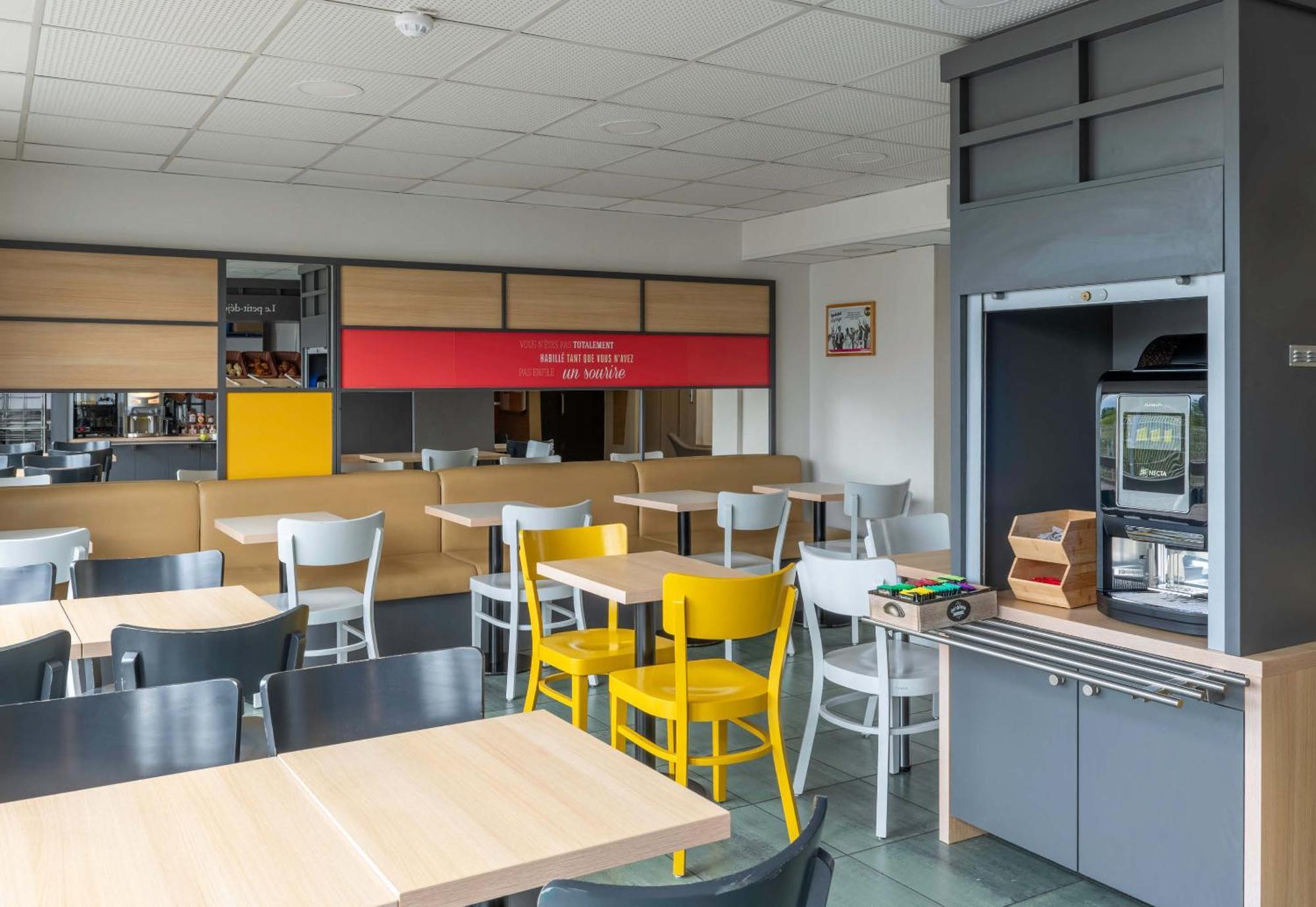 B&B Hotel Beauvais Allonne  ภายนอก รูปภาพ