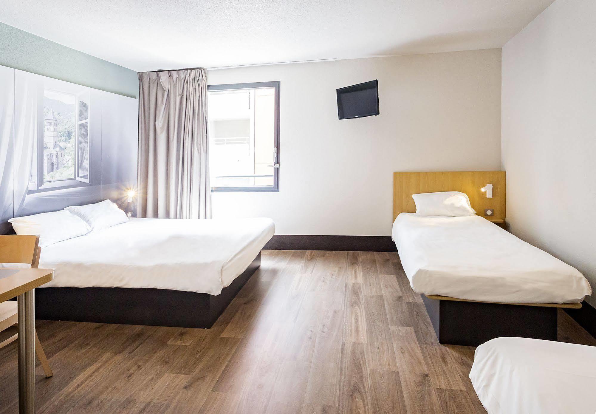 B&B Hotel Beauvais Allonne  ภายนอก รูปภาพ