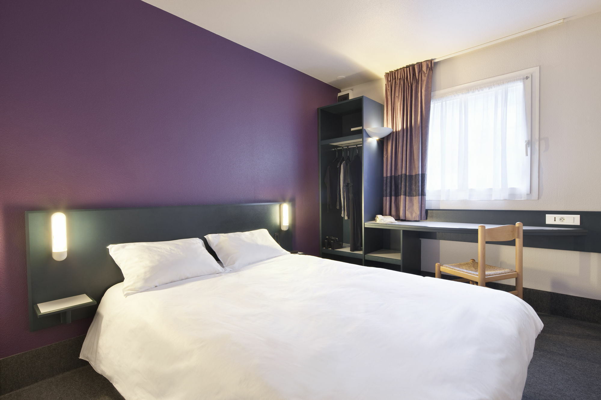 B&B Hotel Beauvais Allonne  ภายนอก รูปภาพ